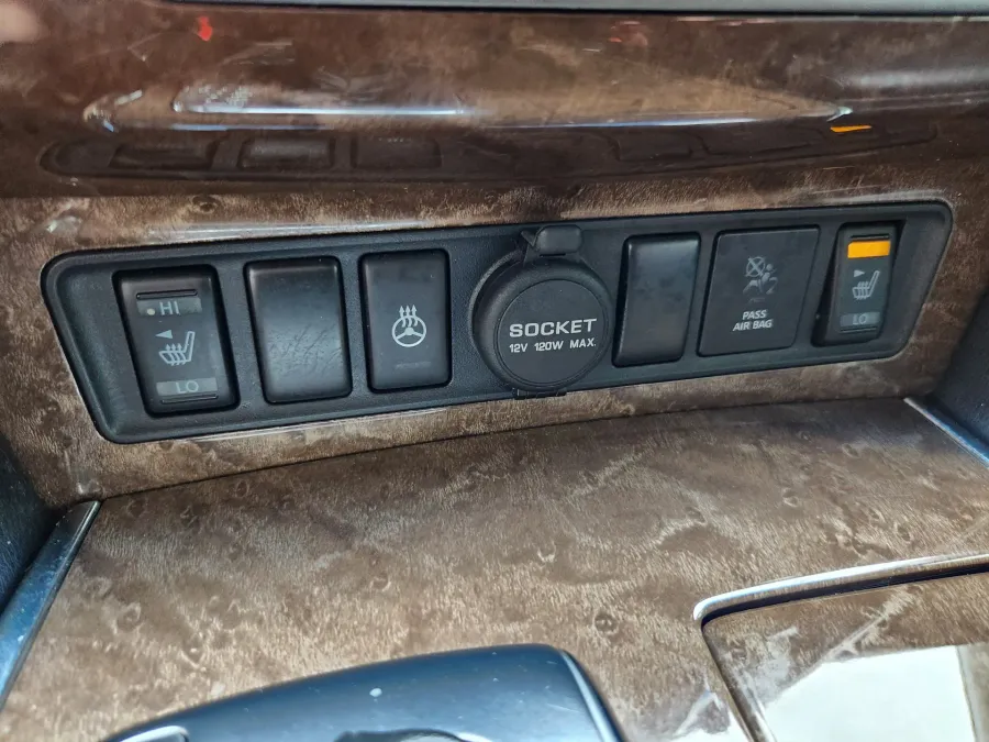 2017 Infiniti QX80 | Photo 29 of 33