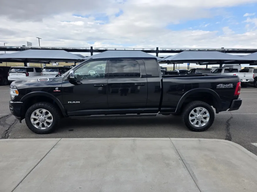 2022 RAM 2500 Laramie | Photo 4 of 27