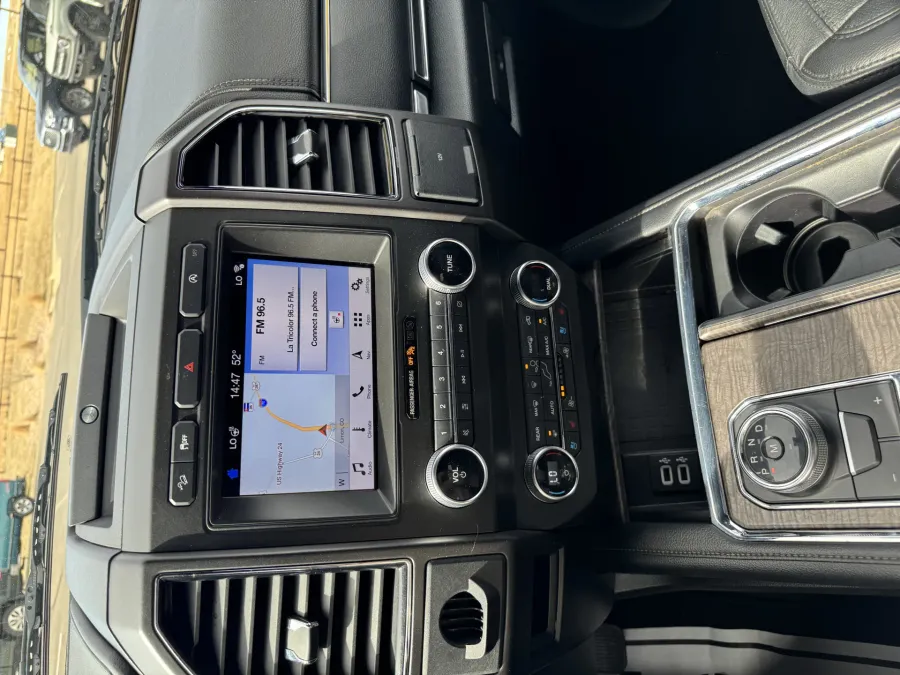 2019 Ford Expedition Limited | Photo 7 of 24