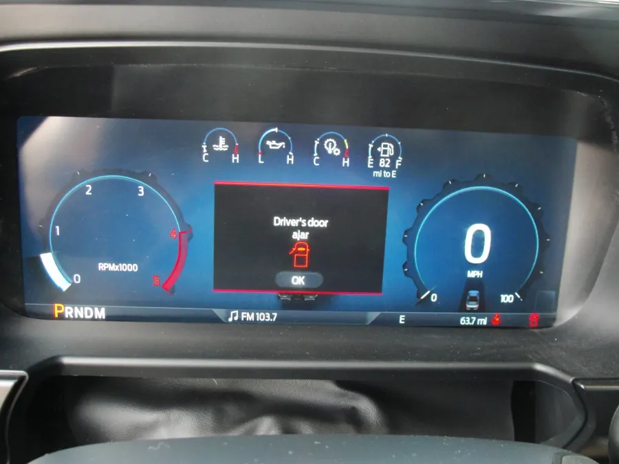 2026 Ford F-250 Lariat | Photo 13 of 21