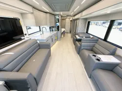 2026 Newmar King Aire 4531 | Thumbnail Photo 4 of 35