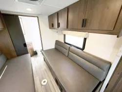 2024 Forest River Sunseeker 2370 | Thumbnail Photo 11 of 23