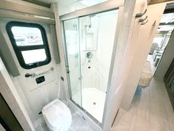 2027 Newmar Ventana 4345 | Thumbnail Photo 21 of 33