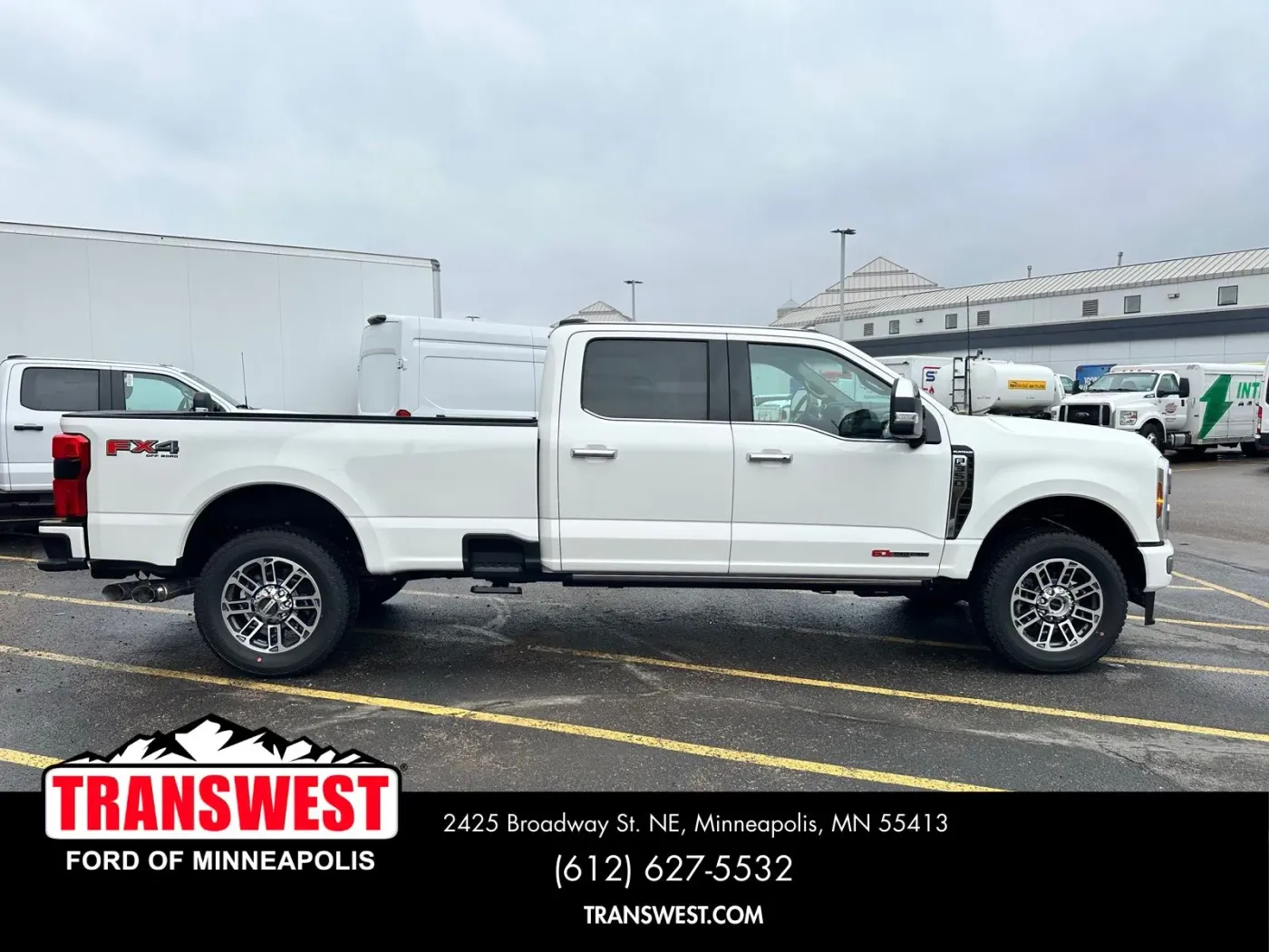 2026 Ford Super Duty F-350 Platinum | Photo 4 of 19