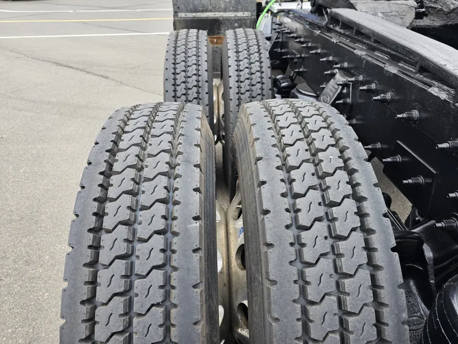 2022 Peterbilt 389 | Photo 22 of 22