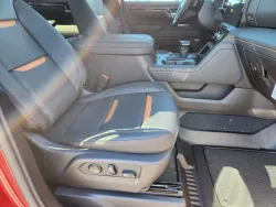 2026 GMC Sierra 1500 AT4 | Thumbnail Photo 17 of 31