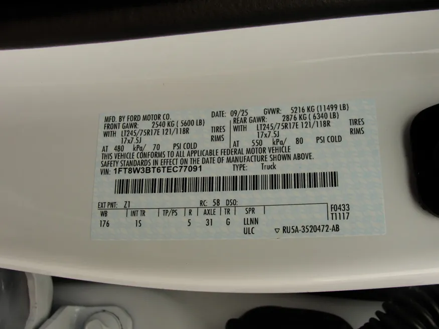 2026 Ford F-350 | Photo 15 of 16