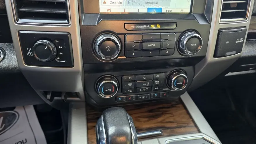 2019 Ford F-150 | Photo 22 of 29