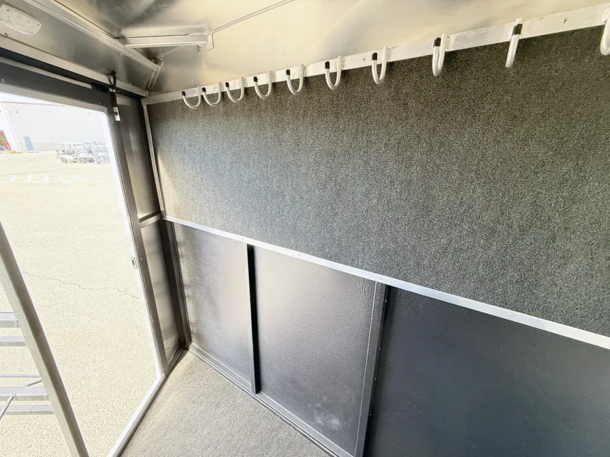 2026 Logan Coach Crossfire 3HBP | Photo 6 of 13