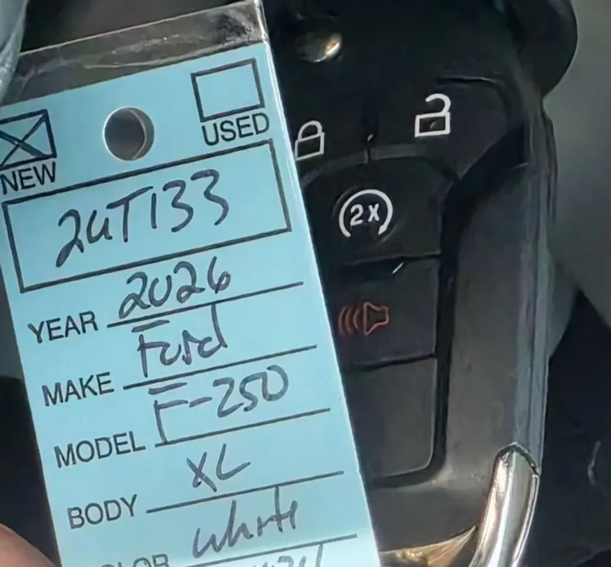 2026 Ford Super Duty F-250 | Photo 23 of 28