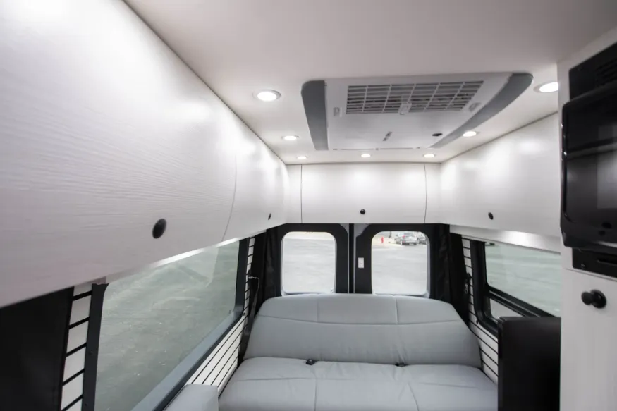 2026 Pleasure-way Ascent | Photo 17 of 20