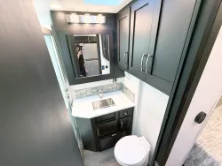 2027 Newmar Canyon Star 3947 | Thumbnail Photo 13 of 32