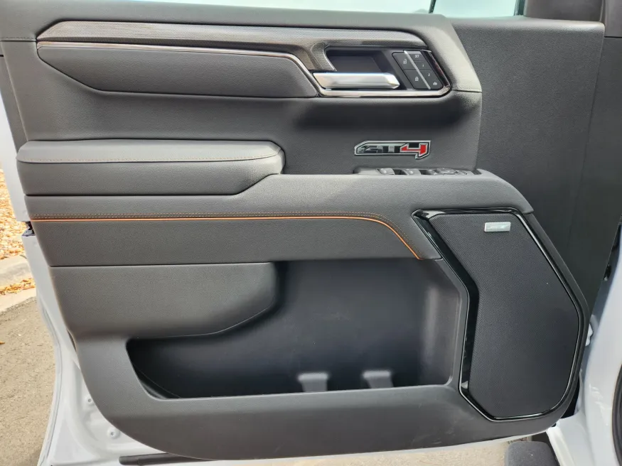 2026 GMC Sierra 1500 AT4 | Photo 5 of 31