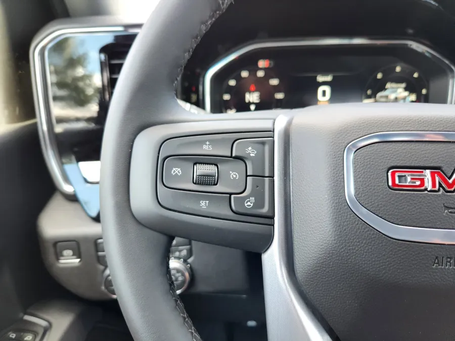 2026 GMC Sierra 2500HD SLE | Photo 23 of 28