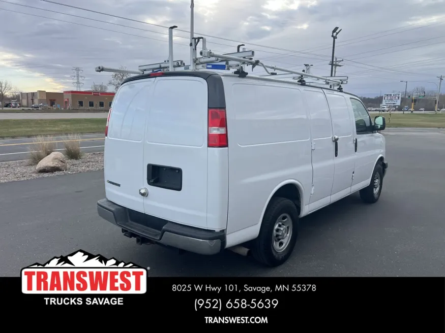 2020 Chevrolet Express 3500 | Photo 9 of 13