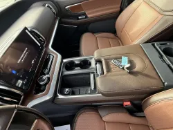 2025 Ford Expedition Max | Thumbnail Photo 26 of 34