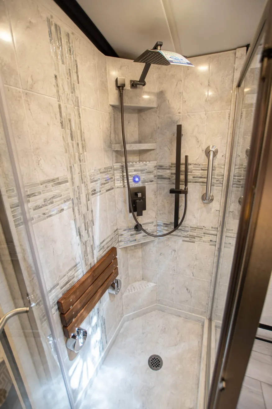 2026 Newmar Dutch Star 4081 | Photo 19 of 42