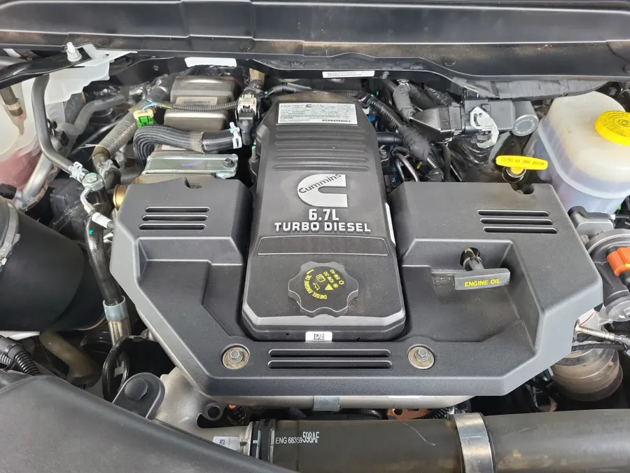 2024 RAM 3500 Chassis Cab SLT | Photo 21 of 22