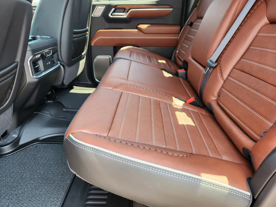 2026 GMC Sierra 1500 Denali Ultimate | Photo 10 of 29