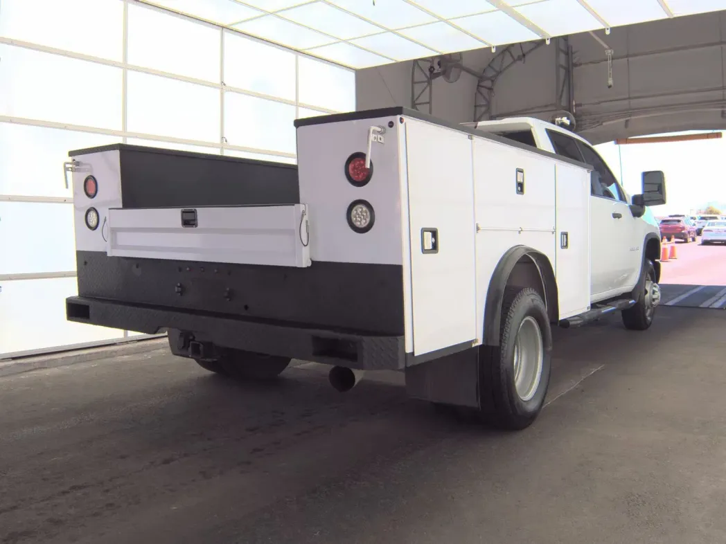2025 Chevrolet Silverado 3500HD Work Truck 