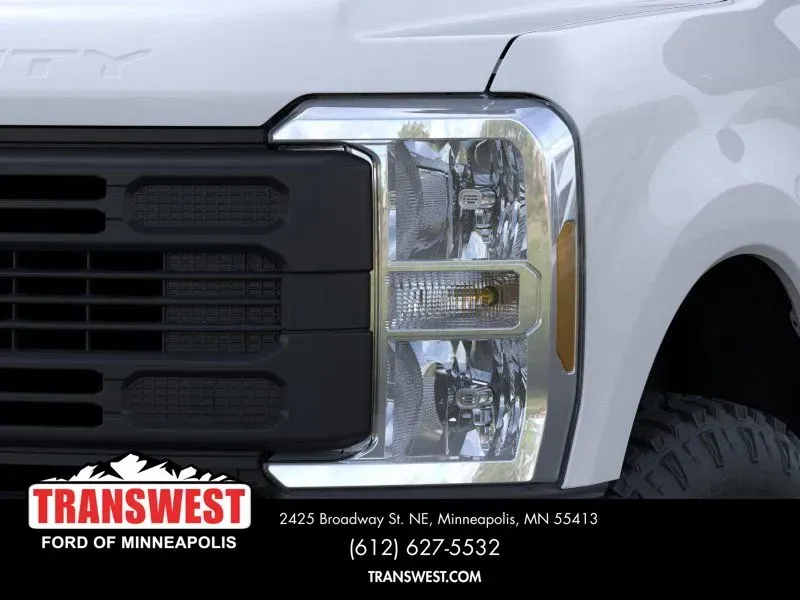 2026 Ford Super Duty F-350 XL | Photo 17 of 22