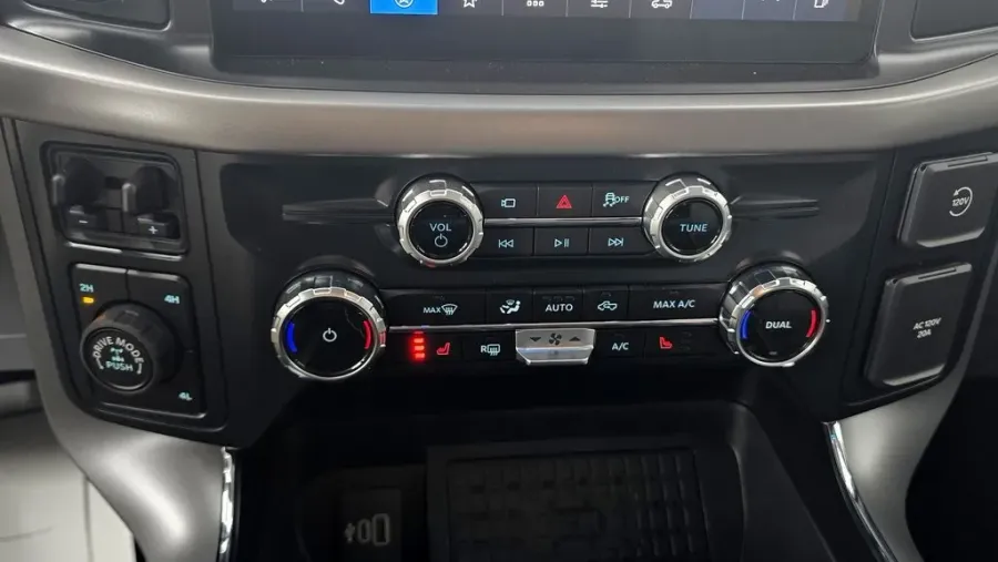 2025 Ford F-150 | Photo 22 of 29