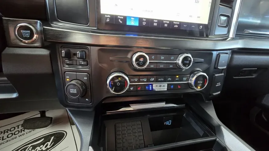 2023 Ford F-250 | Photo 22 of 30