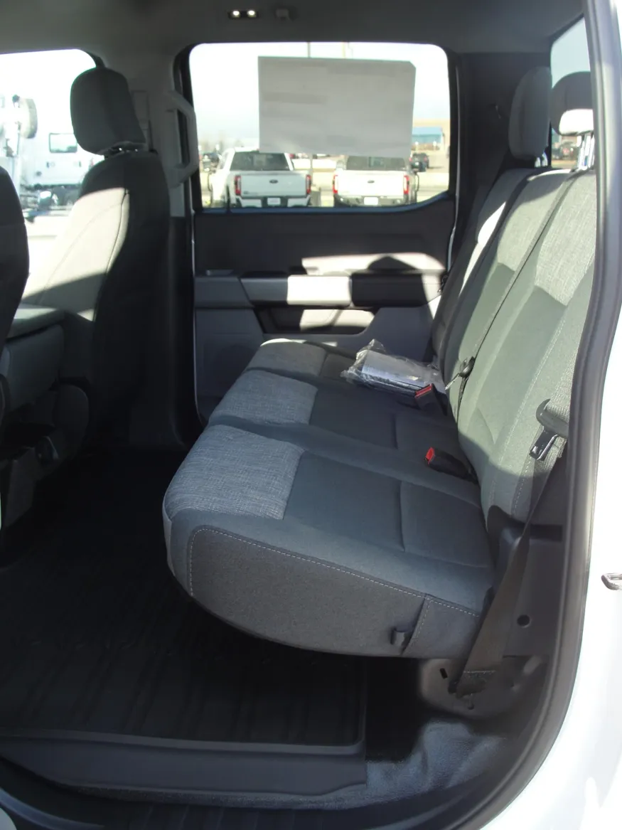 2026 Ford F-350 | Photo 9 of 12