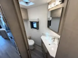 2026 Renegade Verona 40VRB | Thumbnail Photo 13 of 31