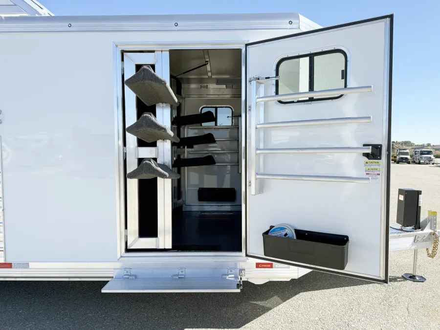 2026 Cimarron Norstar 4HBP | Photo 4 of 20