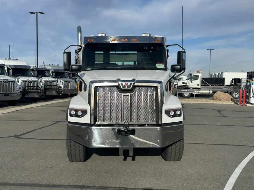 2026 Western Star 47X | Photo 2 of 19