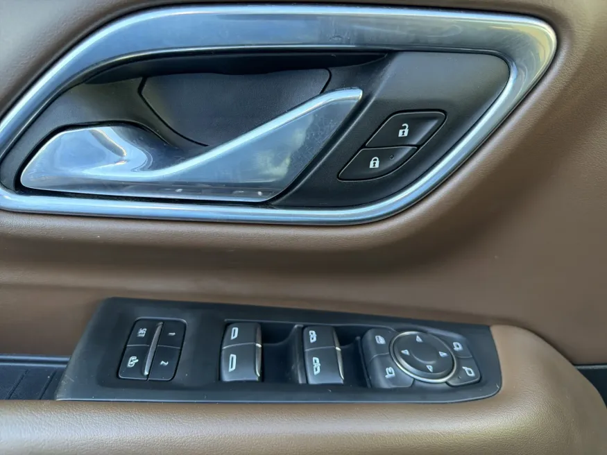 2021 Chevrolet Tahoe High Country | Photo 15 of 25