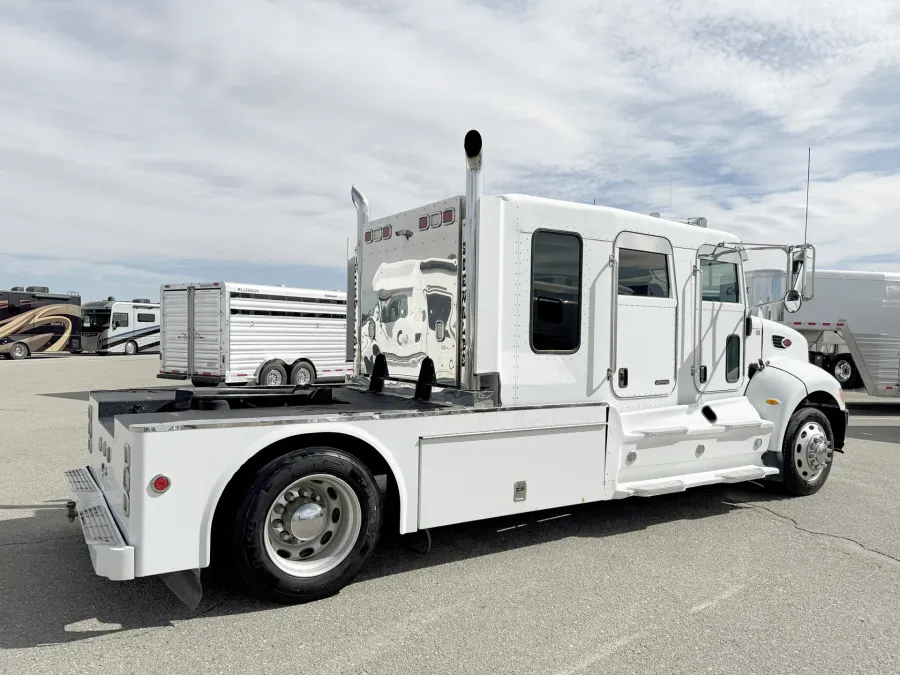 2008 Peterbilt 330 Schwalbe Hauler | Photo 13 of 19