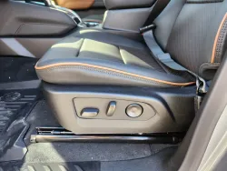 2026 GMC Canyon 4WD AT4 | Thumbnail Photo 9 of 30