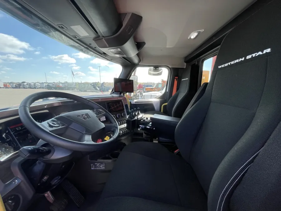 2026 Western Star 47X | Photo 10 of 11