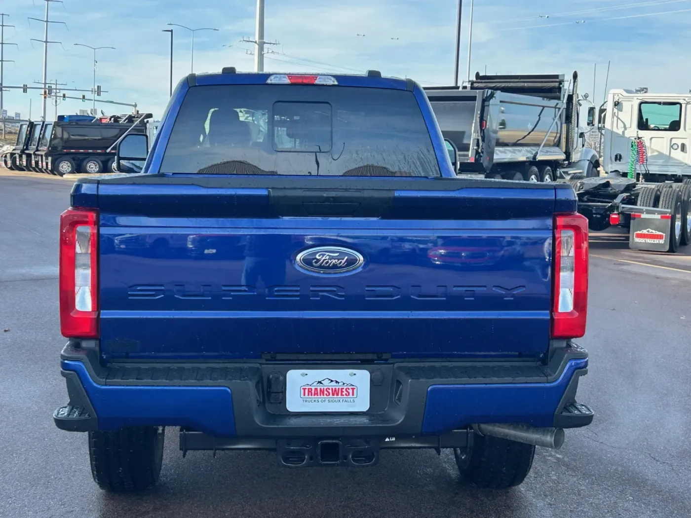 2026 Ford F-250 | Photo 4 of 13