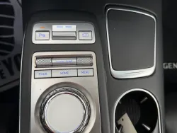 2025 Genesis GV70 2.5T | Thumbnail Photo 16 of 19