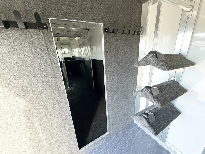 2026 Cimarron Norstar Warmblood 2 + 1 | Photo 7 of 21