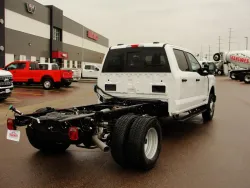 2026 Ford Super Duty F-350 | Thumbnail Photo 4 of 14