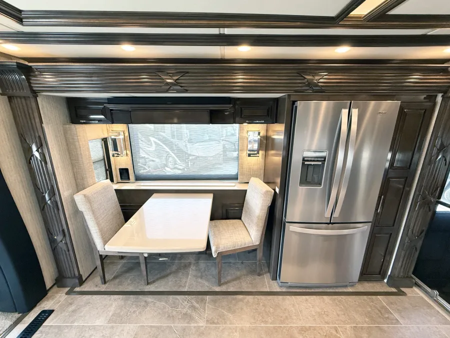 2024 Newmar Supreme Aire 4509 | Photo 9 of 31