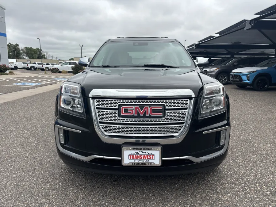 2017 GMC Terrain Denali | Photo 7 of 19