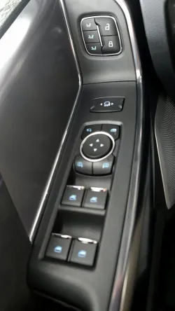 2026 Ford Super Duty F-350 | Thumbnail Photo 16 of 37