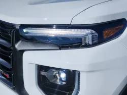 2026 GMC Canyon 4WD AT4 | Thumbnail Photo 6 of 23