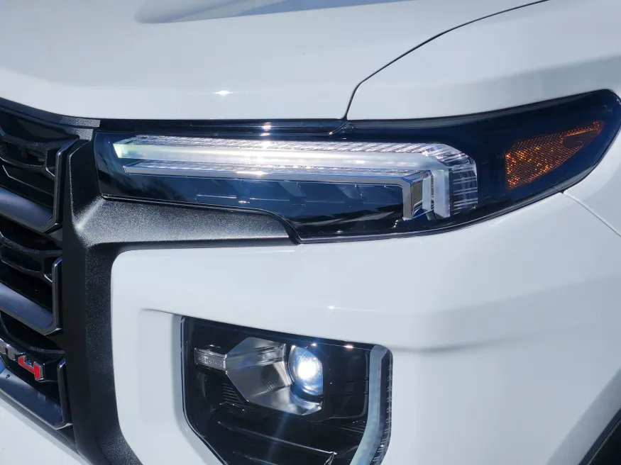 2026 GMC Canyon 4WD AT4 | Photo 6 of 23