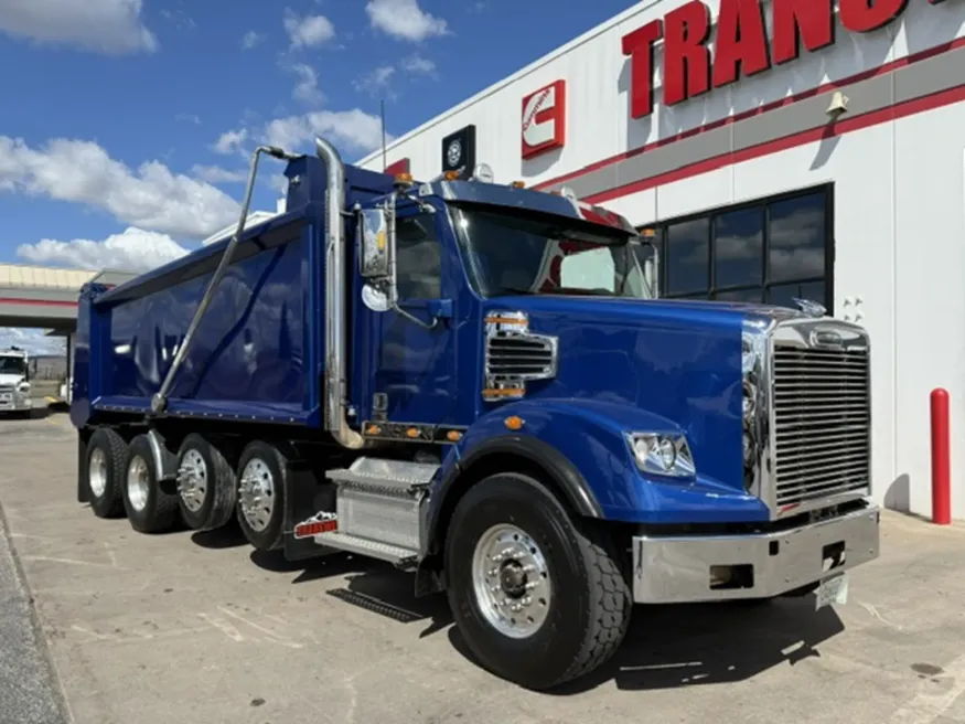 2023 Freightliner 122SD | Photo 6 of 18