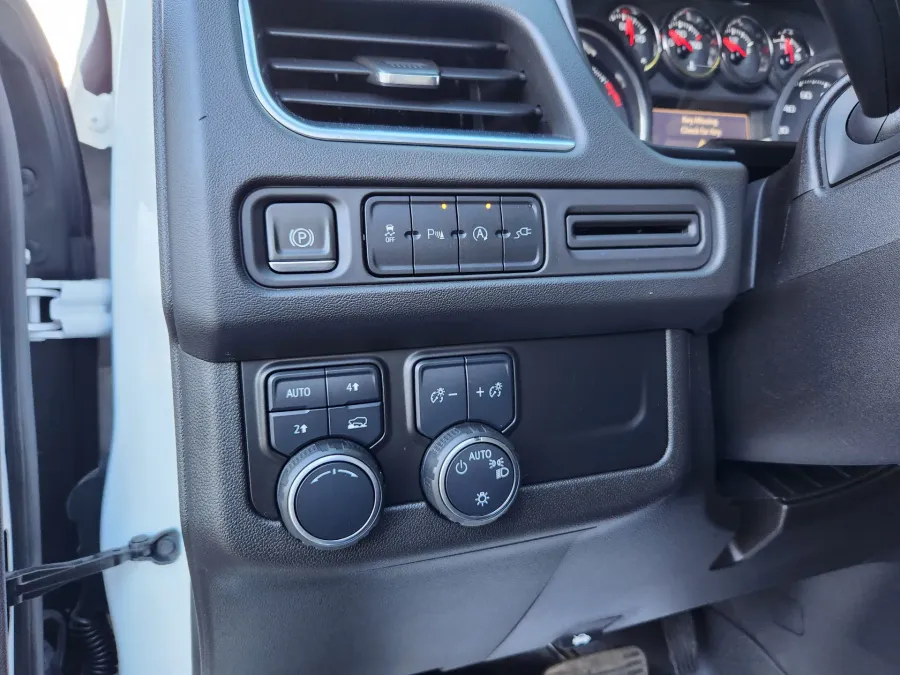 2021 Chevrolet Tahoe LT | Photo 6 of 29