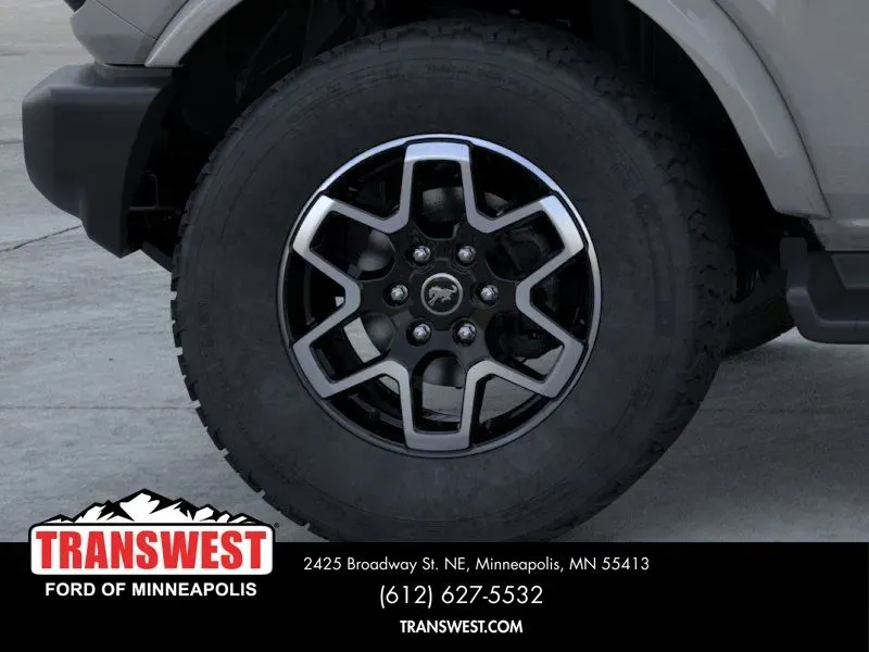 2026 Ford Bronco Outer Banks | Photo 20 of 25