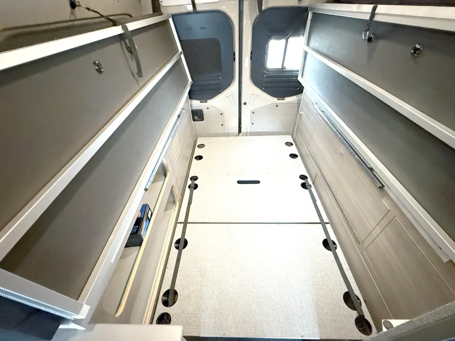 2024 Mercedes Benz 170 Ultra | Photo 11 of 22