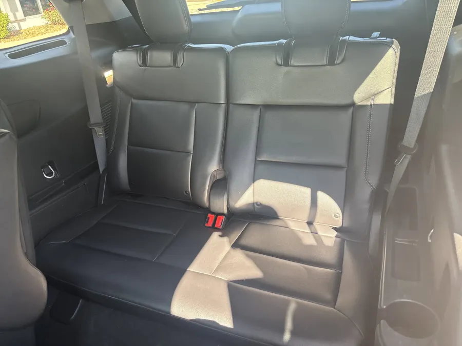 2024 Ford Explorer Limited | Photo 10 of 22