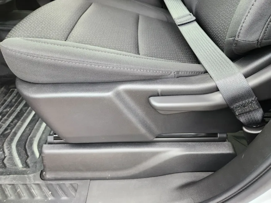 2026 GMC Sierra 2500HD Pro | Photo 17 of 23